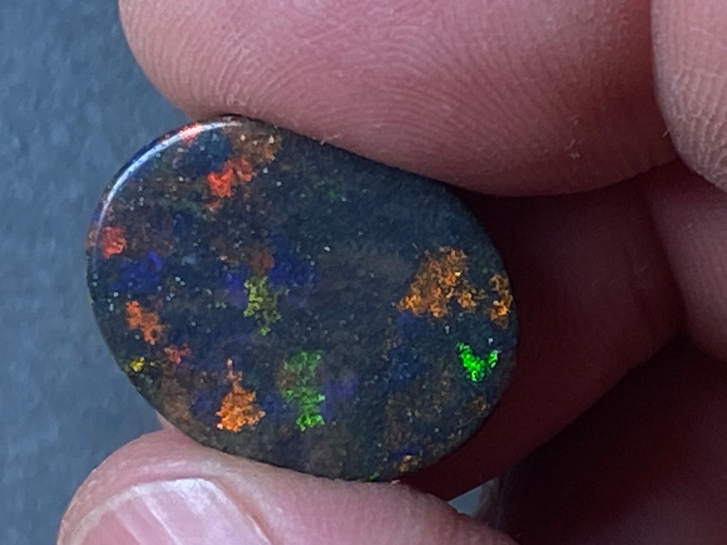 9.4 Carats, Australian Polished Black Boulder Matrix Stone, Full Colour Spectrum