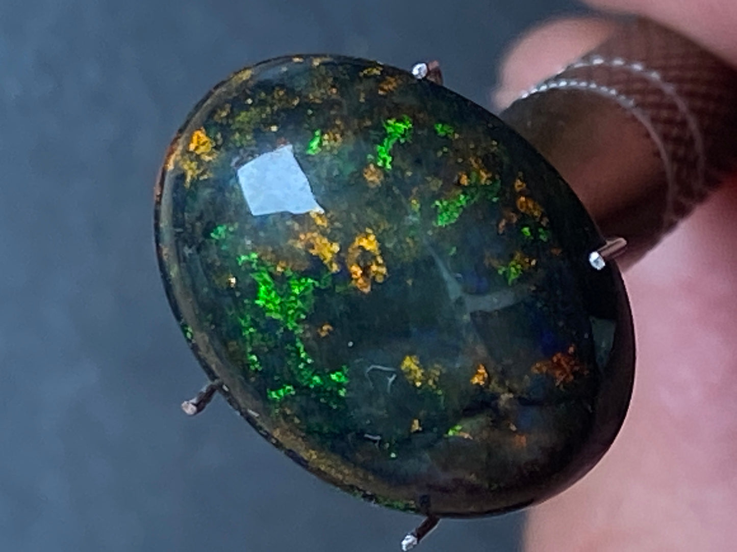 9.4 Carats, Australian Polished Black Boulder Matrix Stone, Full Colour Spectrum