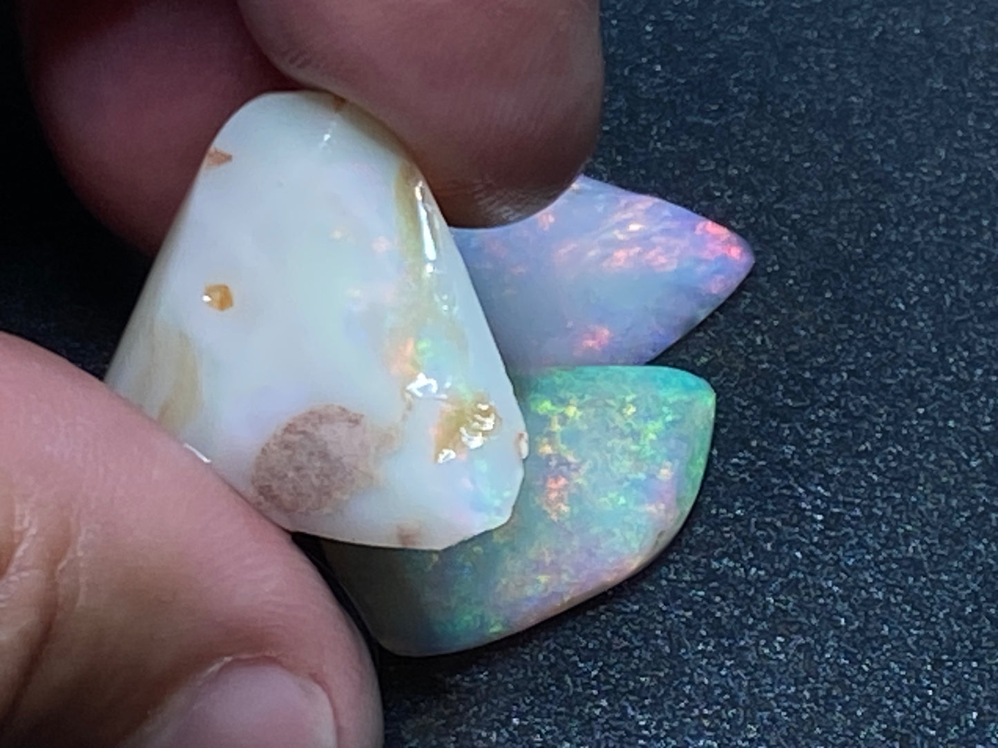 42 Cts Natural Australian Opal Shell Parcel, In The Rough, Coober Pedy