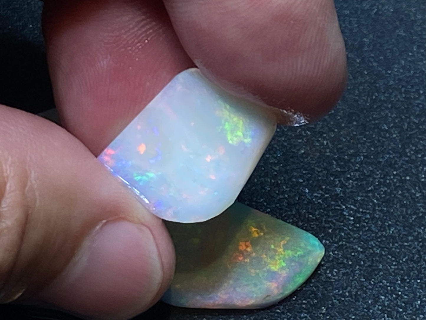 42 Cts Natural Australian Opal Shell Parcel, In The Rough, Coober Pedy