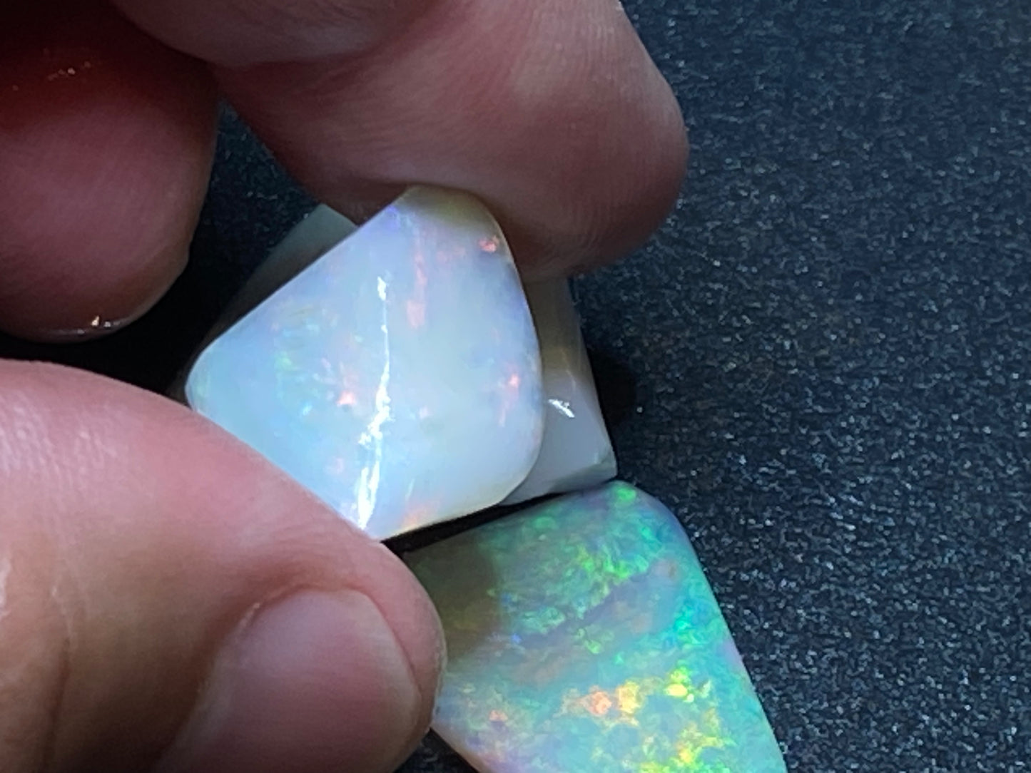 42 Cts Natural Australian Opal Shell Parcel, In The Rough, Coober Pedy