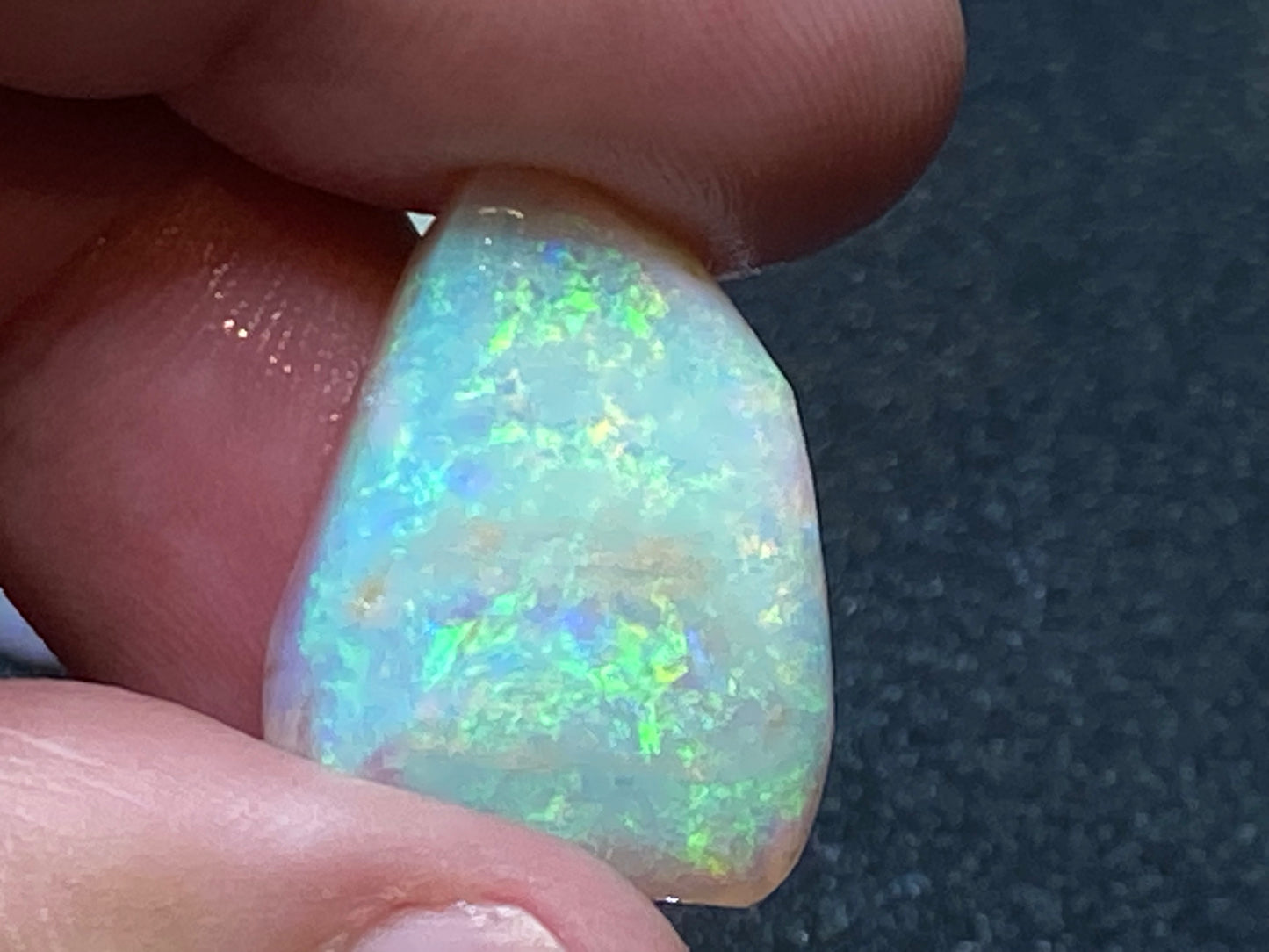 42 Cts Natural Australian Opal Shell Parcel, In The Rough, Coober Pedy