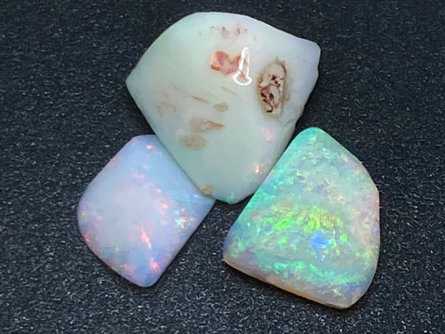 42 Cts Natural Australian Opal Shell Parcel, In The Rough, Coober Pedy