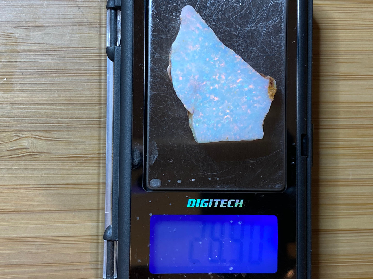 28 克拉天然澳大利亚蛋白石,AAA 库伯佩迪水晶宝石原石
