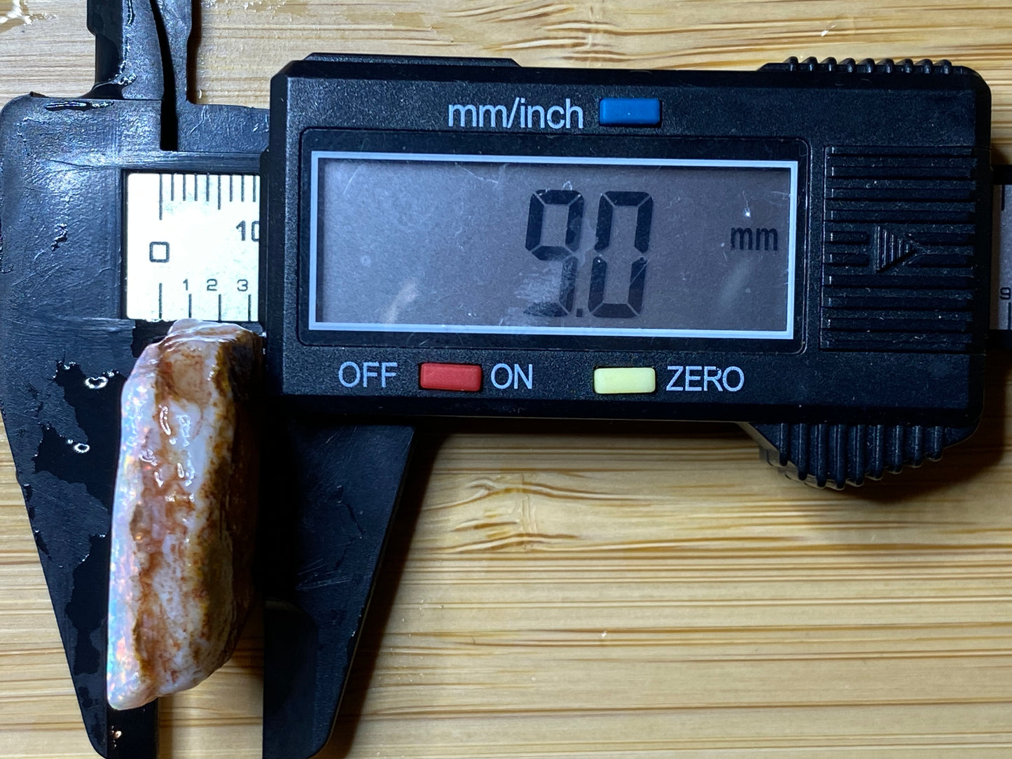 55 克拉天然澳大利亚水晶蛋白石,库伯佩迪原石/磨砂,AAA 品质。