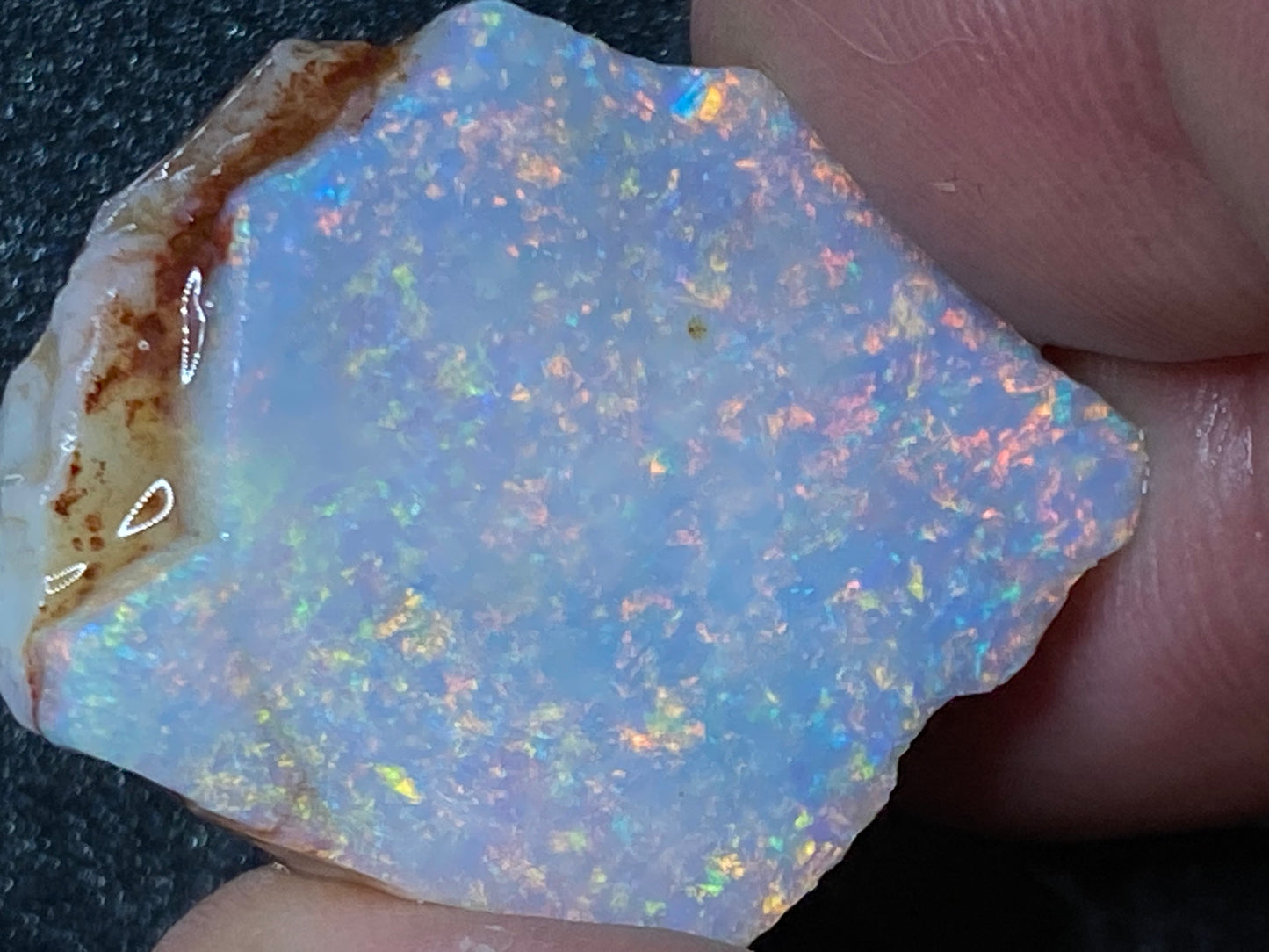 55 克拉天然澳大利亚水晶蛋白石,库伯佩迪原石/磨砂,AAA 品质。