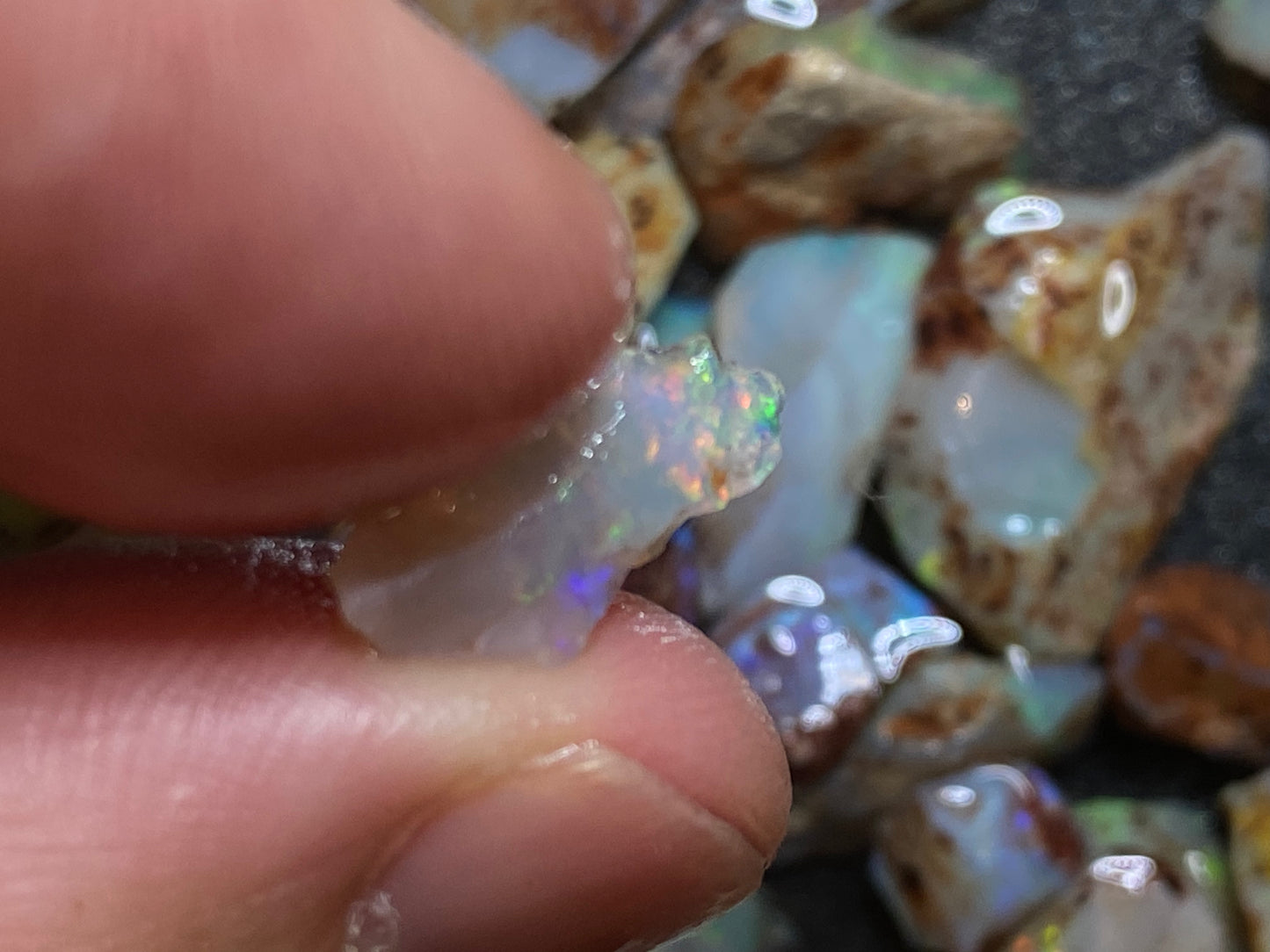 1oz Natural Australian Opal Stone Parcel, Lambina In The Rough, Small Bright Stones