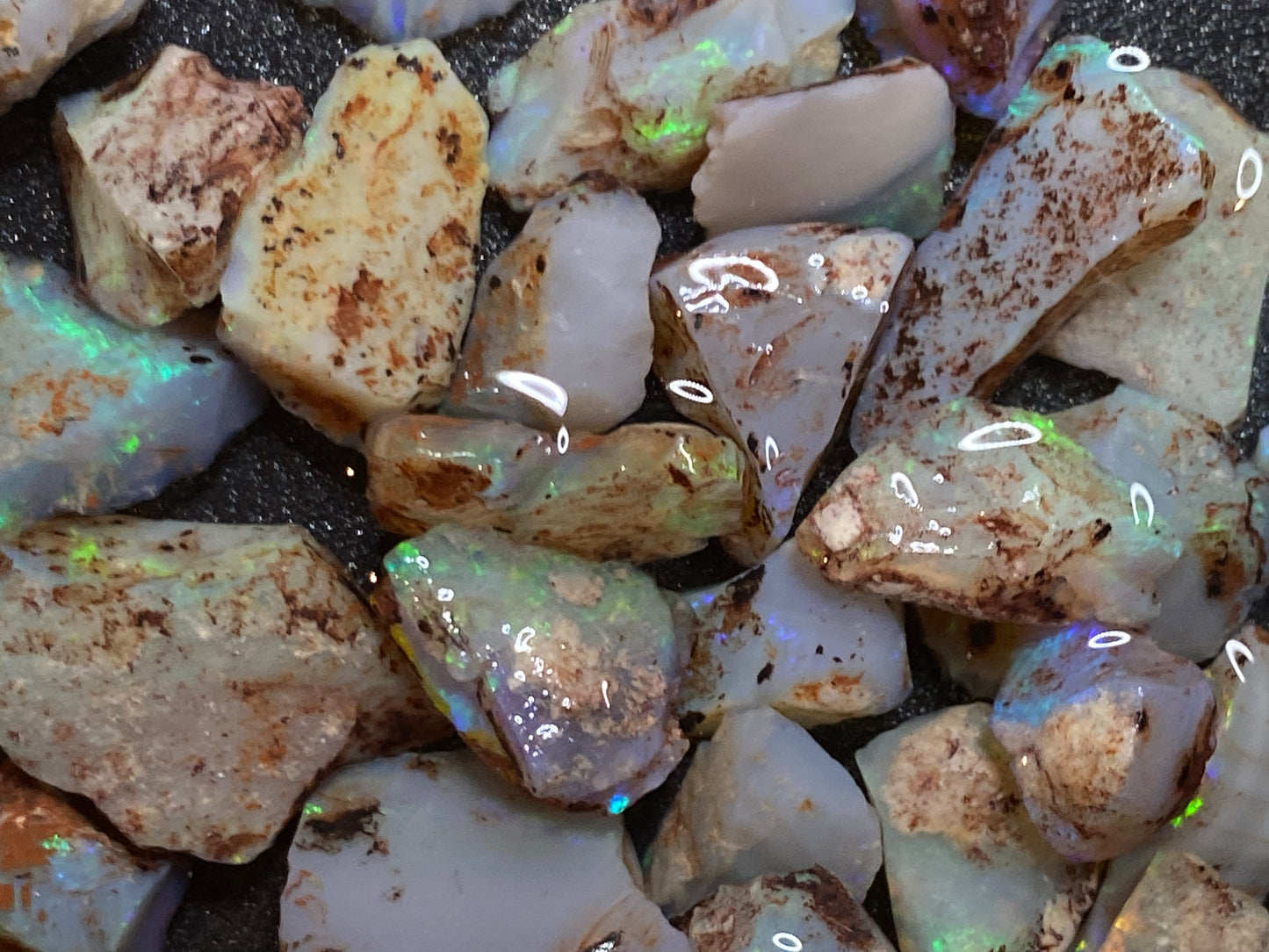 1oz Natural Australian Opal Stone Parcel, Lambina In The Rough, Small Bright Stones