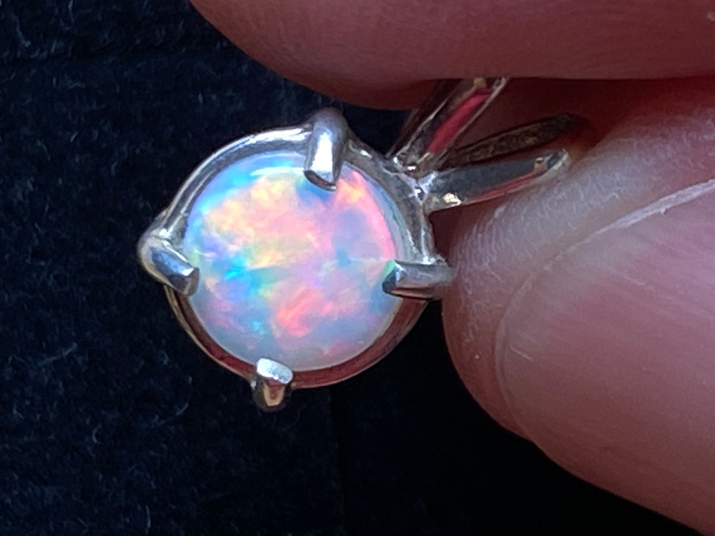 2.5ct Natural Australian Crystal Opal Pendant, Coober Pedy Reds in Sterling Silver