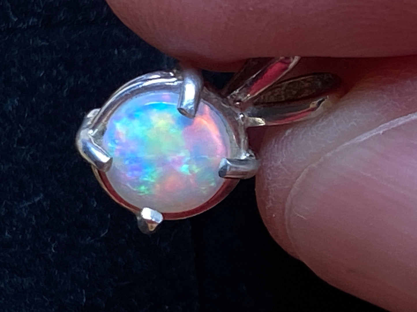 2.5ct Natural Australian Crystal Opal Pendant, Coober Pedy Reds in Sterling Silver