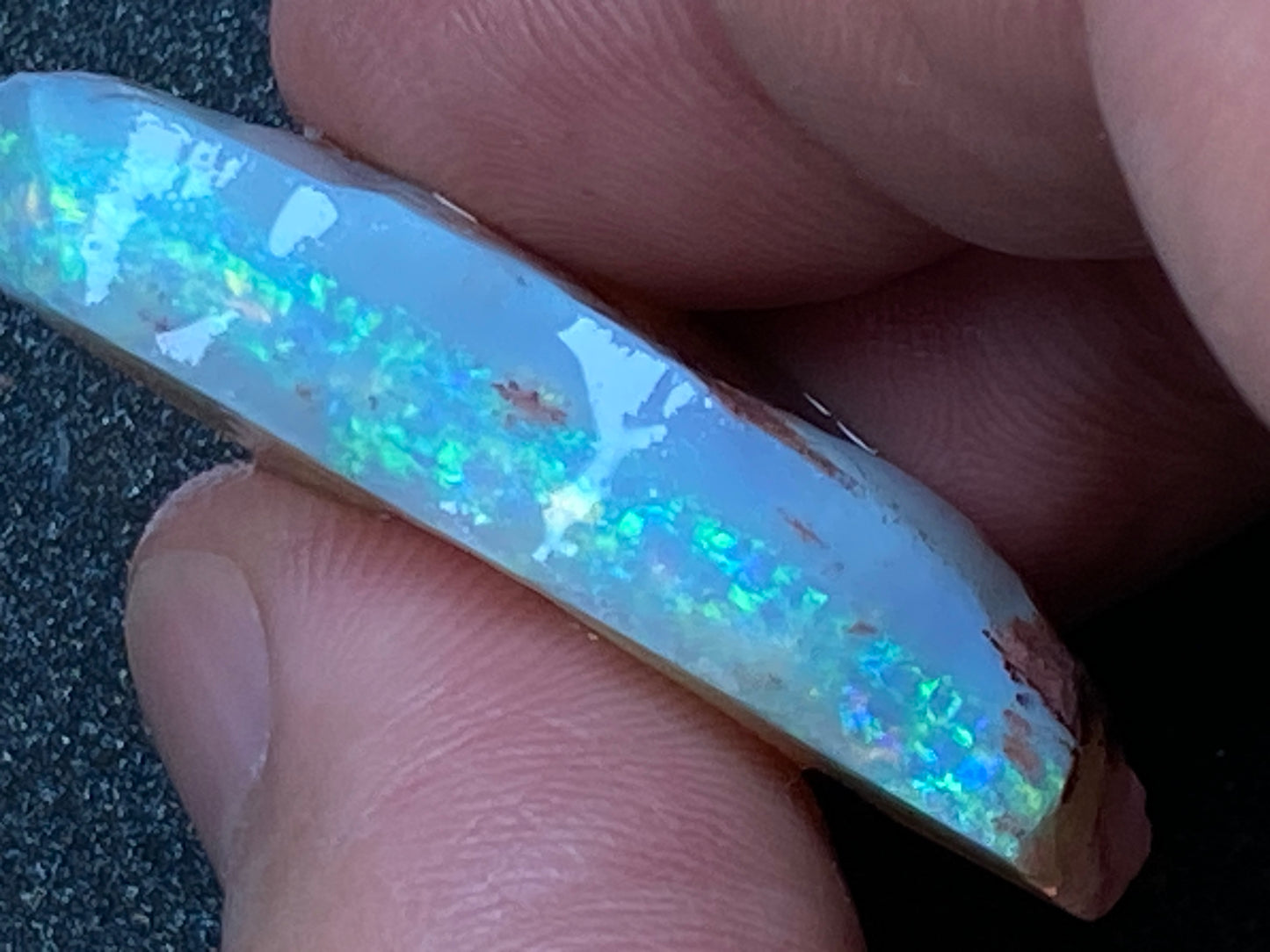 40 Cts, Natural Australian Crystal Opal, Coober Pedy In The Rough, AAA Grade