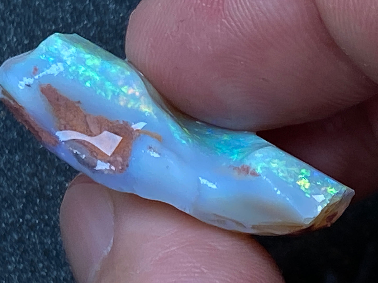40 Cts, Natural Australian Crystal Opal, Coober Pedy In The Rough, AAA Grade