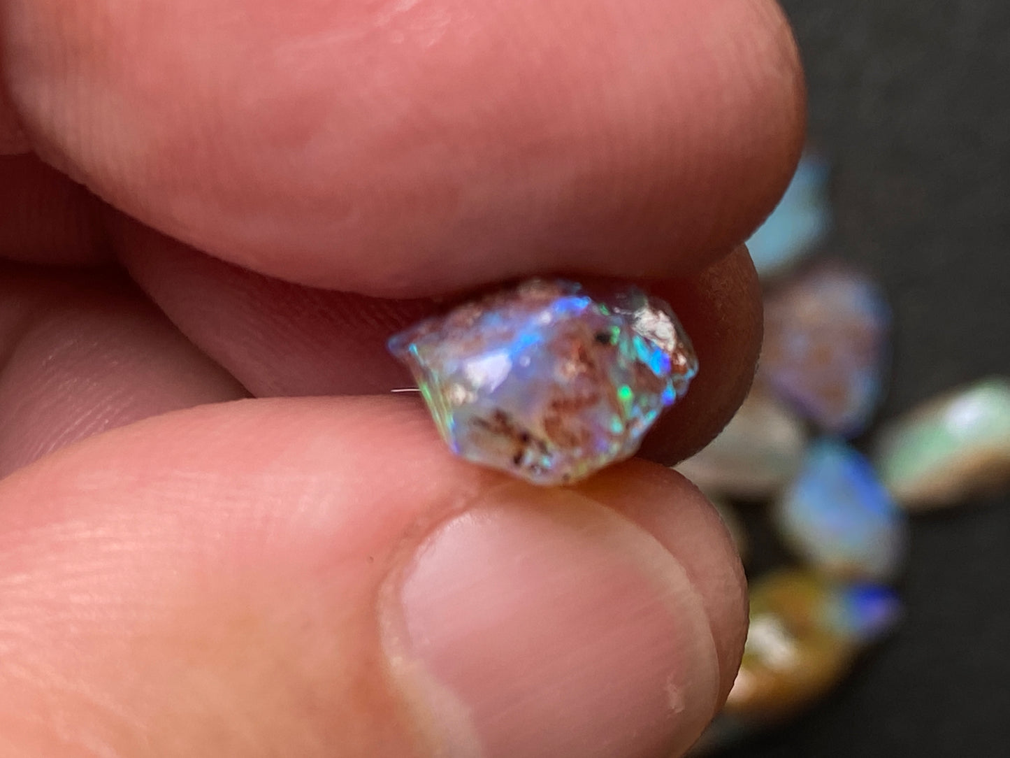 0.5oz Natural Australian Dark Crystal Opal, Small Lambina Stones In The Rough