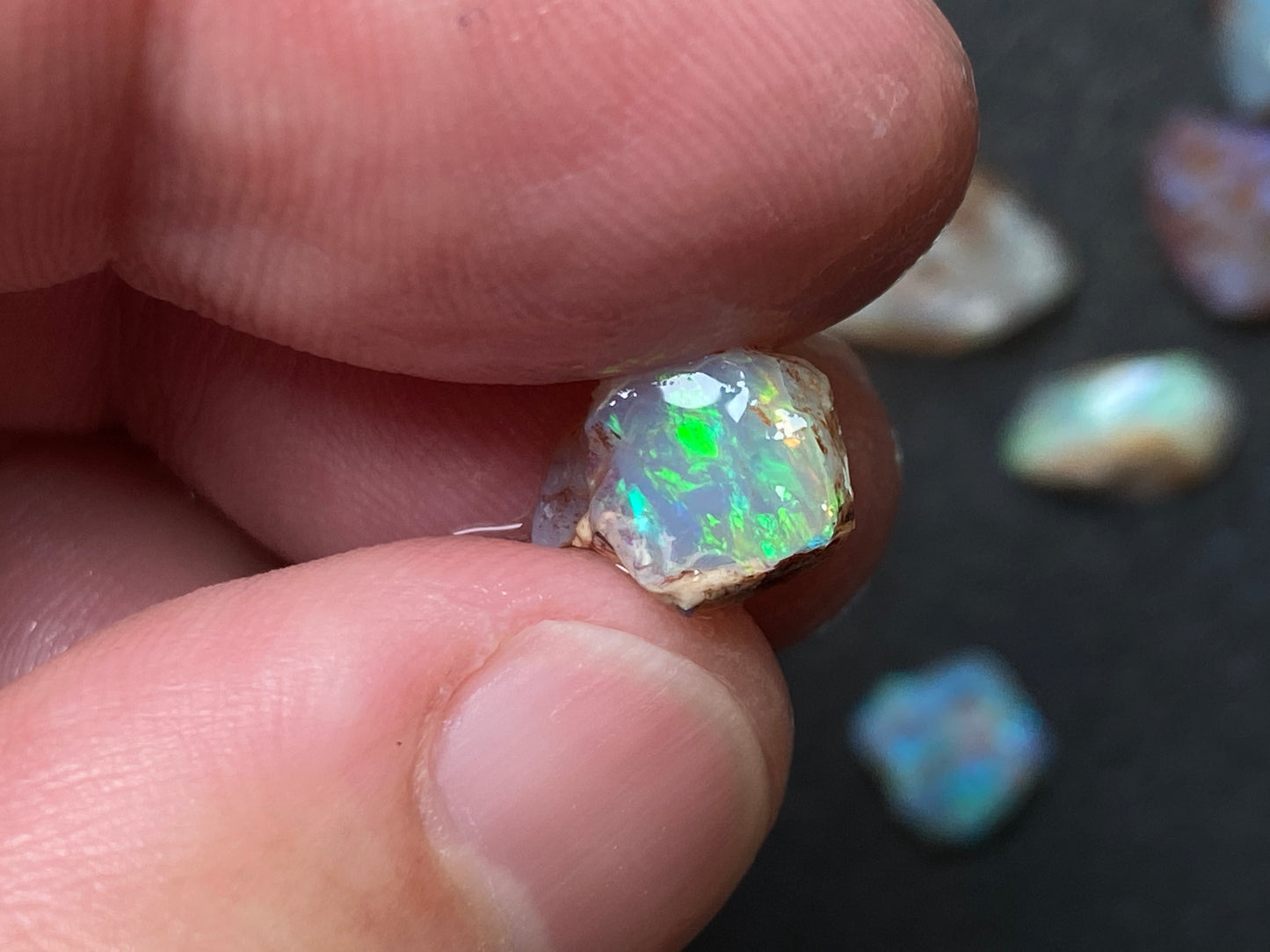 0.5oz Natural Australian Dark Crystal Opal, Small Lambina Stones In The Rough