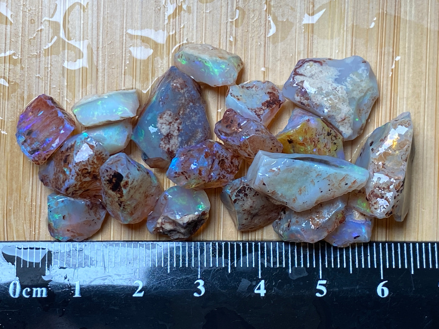 0.5oz Natural Australian Dark Crystal Opal, Small Lambina Stones In The Rough