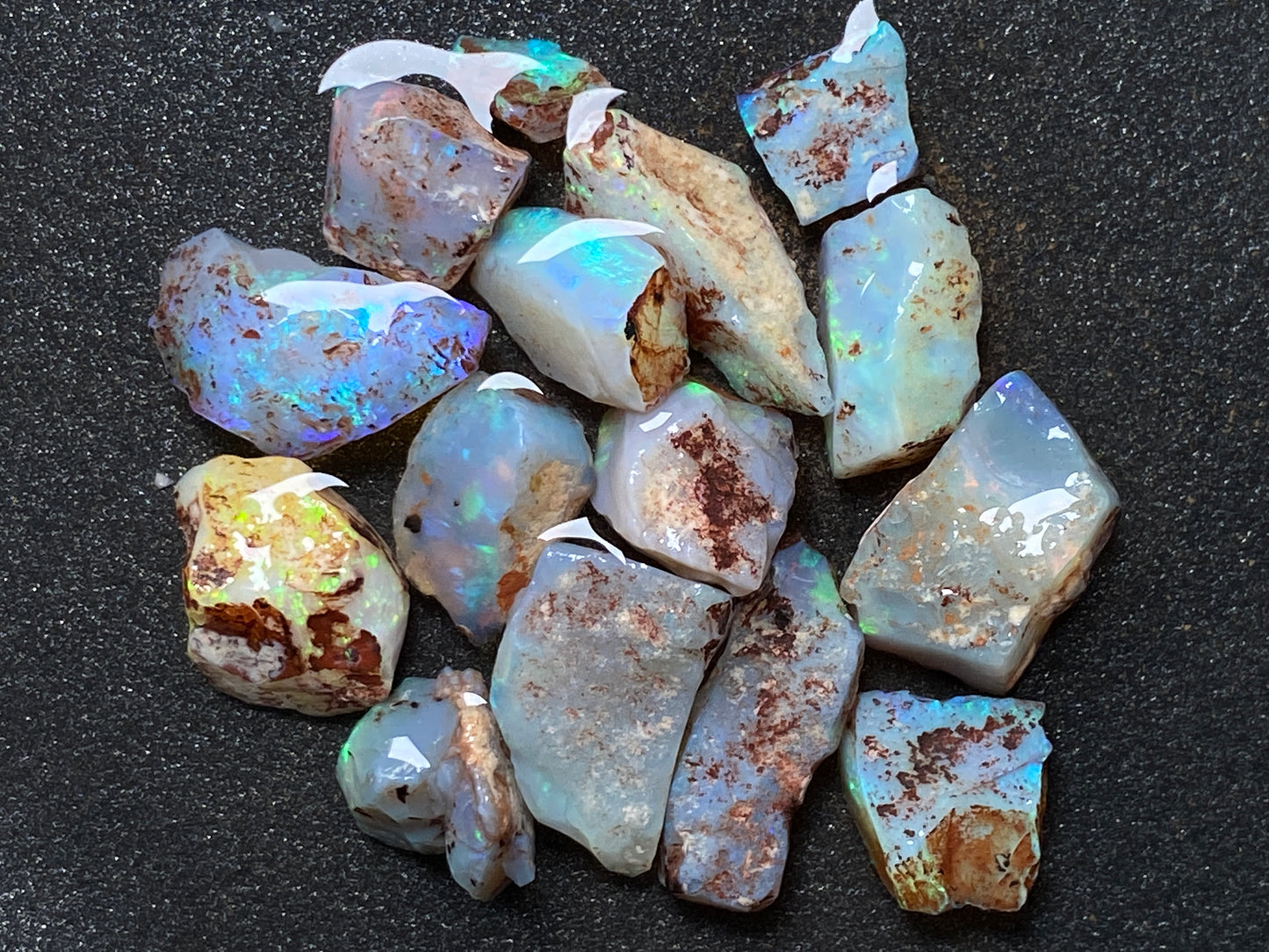 0.5oz Natural Australian Dark Crystal Opal, Small Lambina Stones In The Rough