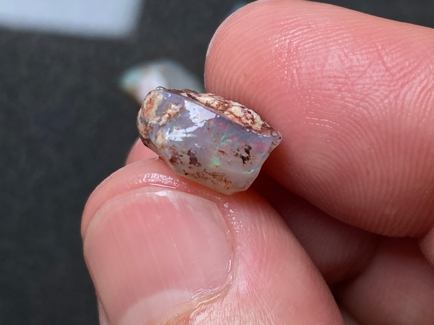 0.5oz Natural Australian Dark Crystal Opal, Small Lambina Stones In The Rough