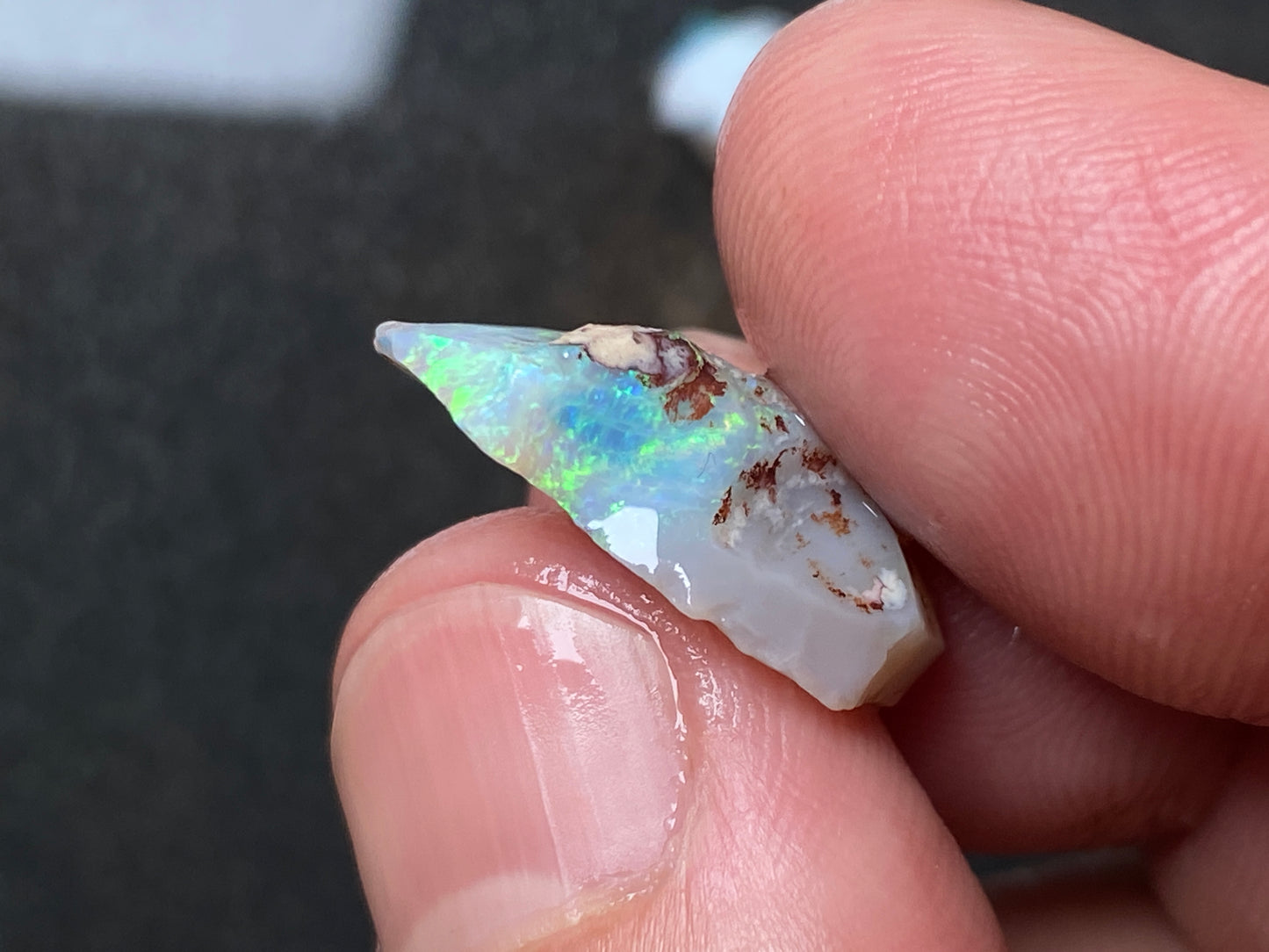 0.5oz Natural Australian Dark Crystal Opal, Small Lambina Stones In The Rough