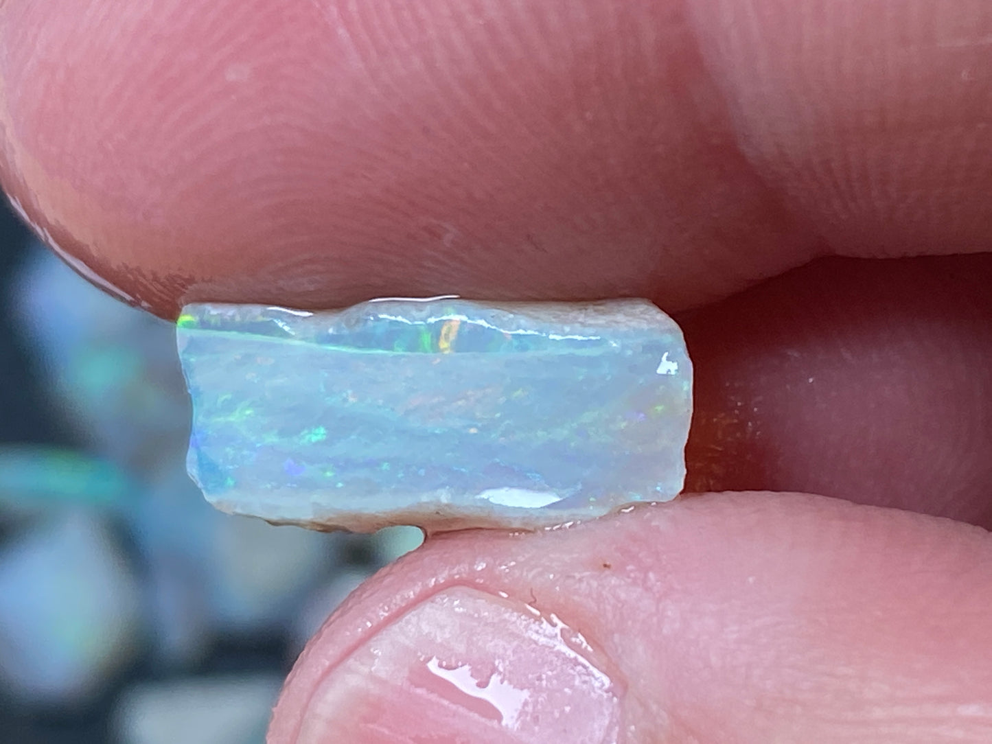 1 oz Australian Opal Parcel, Mintabi Very Small Stones And Chips. In The Rough.