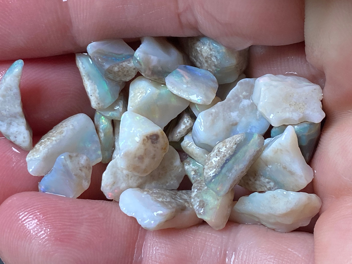 1 oz Australian Opal Parcel, Mintabi Very Small Stones And Chips. In The Rough.