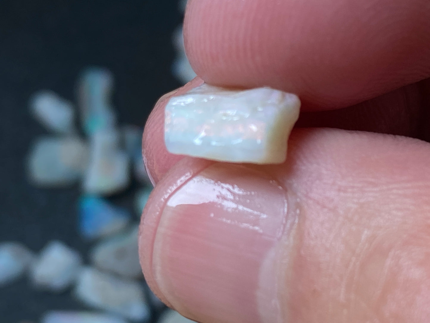 1 oz Australian Opal Parcel, Mintabi Very Small Stones And Chips. In The Rough.
