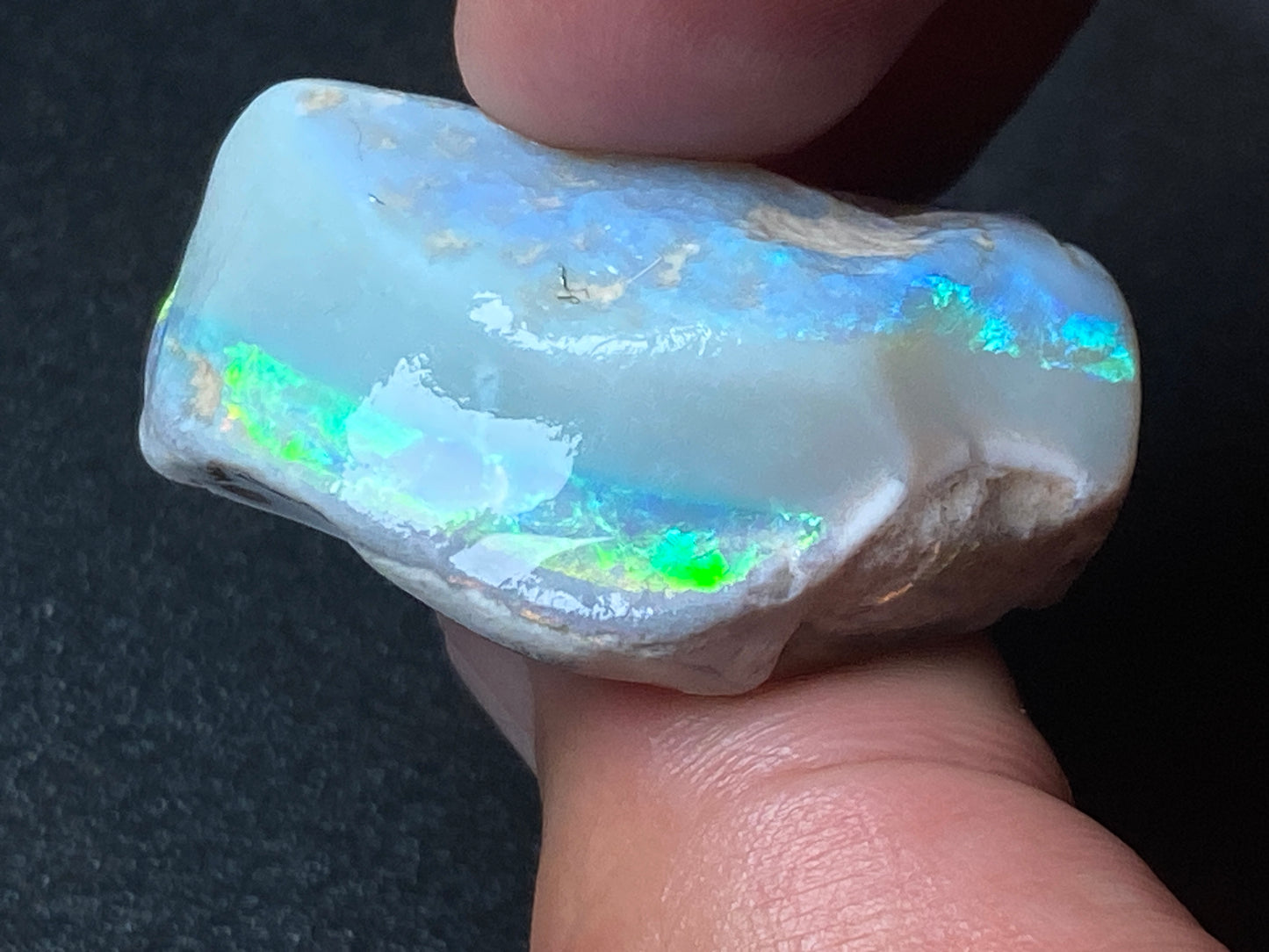 0.9oz (130ct) Natural Australian Opal Stone, Coober Pedy In The Rough, Grey Base, Amazing Colour Bar
