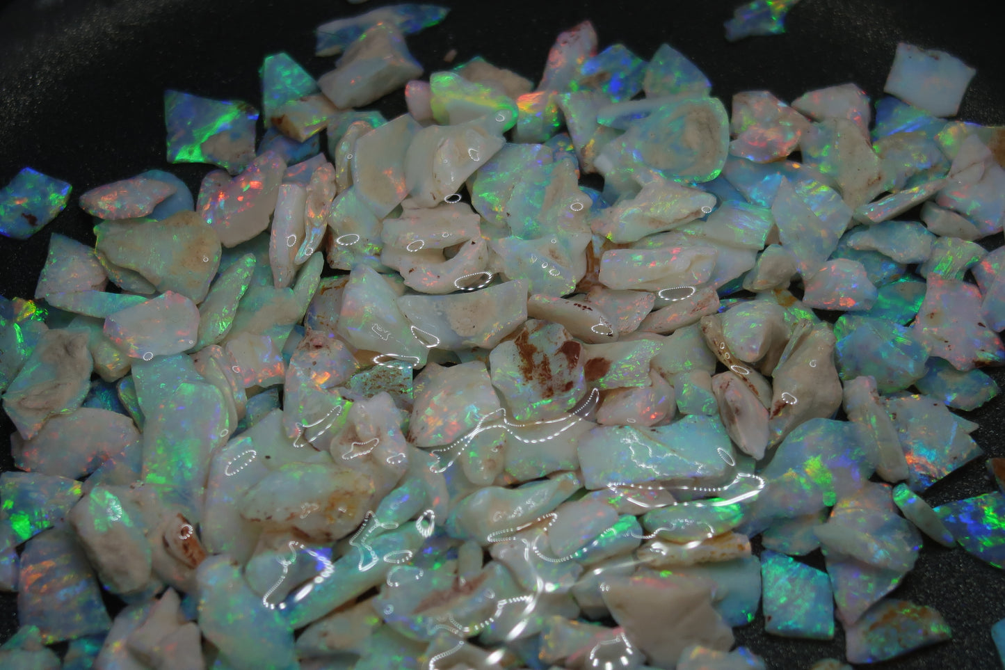 1OZ Natural Australian Opal Inlay Parcel, Grade 1, B5 Vivid Colors. Greens, Blues, Reds. - Australian Opal Store