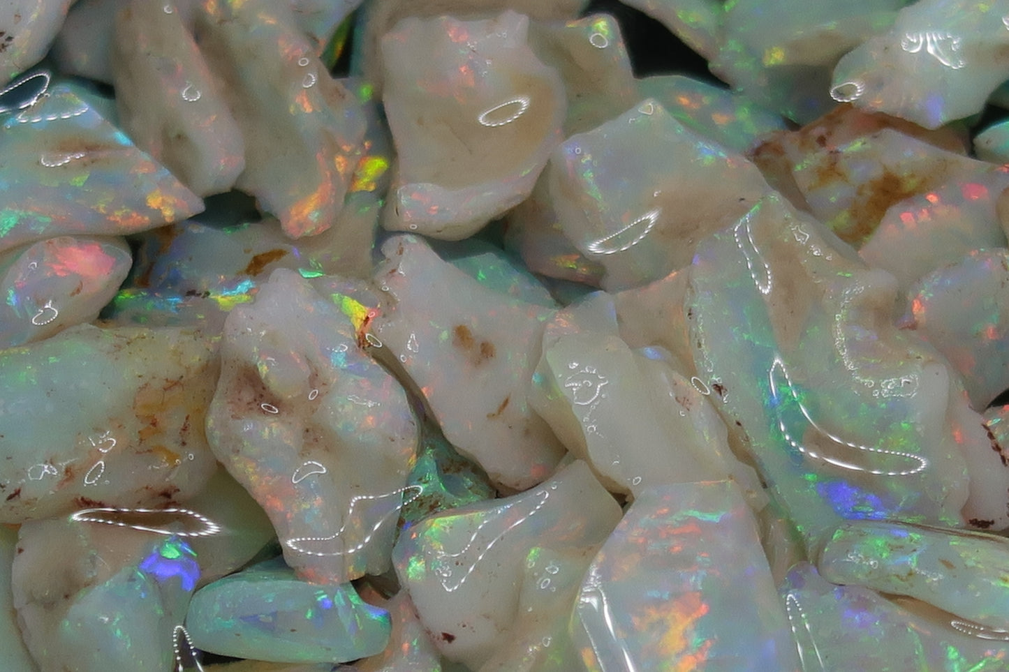 1OZ Natural Australian Opal Inlay Parcel, Grade 1, B5 Vivid Colors. Greens, Blues, Reds. - Australian Opal Store