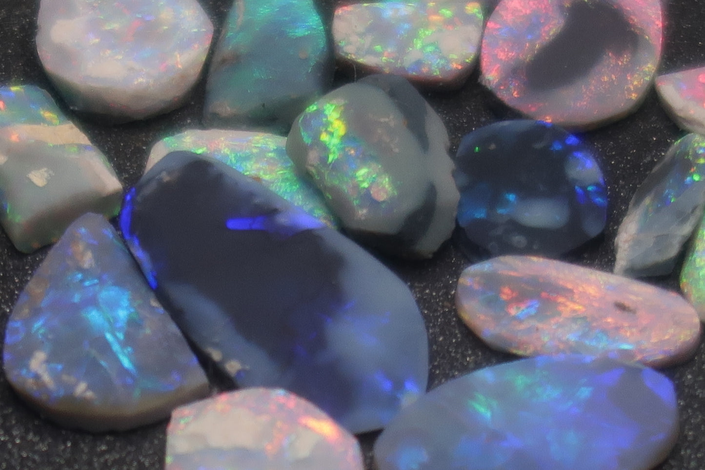 38cts Natural Australian Opal Rubs Parcel, 17 Small Stones, Bright, Black Lightning Ridge - Australian Opal Store