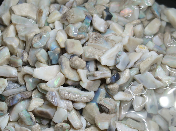 1oz Natural Australian Opal Parcel In The Rough, Small Stone And Chips, Beautiful Lots With Lots Of Color