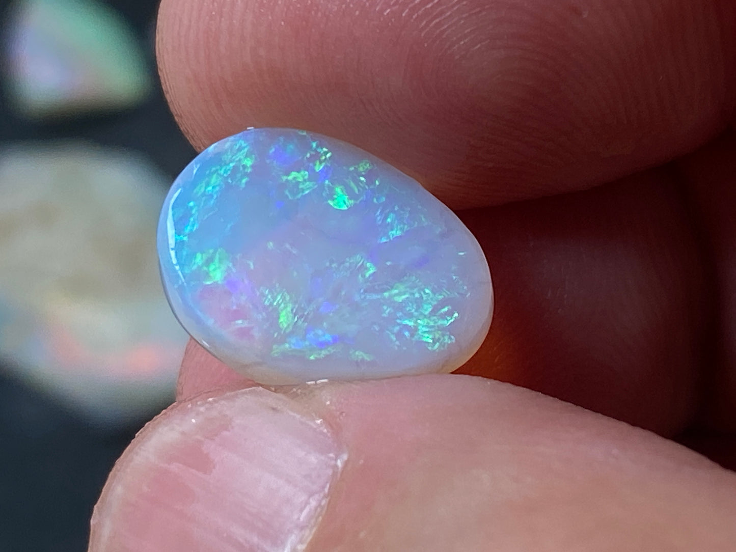 110 Carats Natural Australian Opal Parcel, Rough and Rubs, 8 Stones, 17 Mile Field