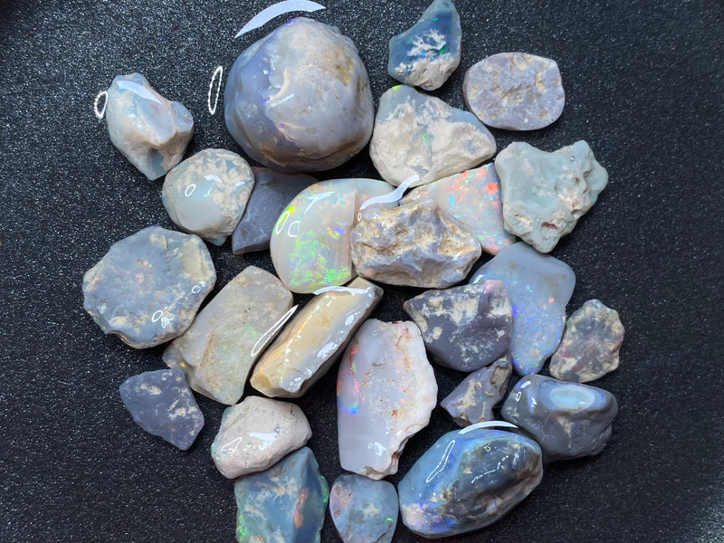 1oz Natural Australian Opal Parcel, Lightning Ridge, In The Rough, Many Stones With Colour