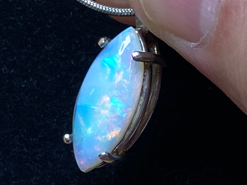 Natural Australian Opal Pendant Necklace, 1.9ct Coober Pedy Crystal Set in 925 Sterling Silver.