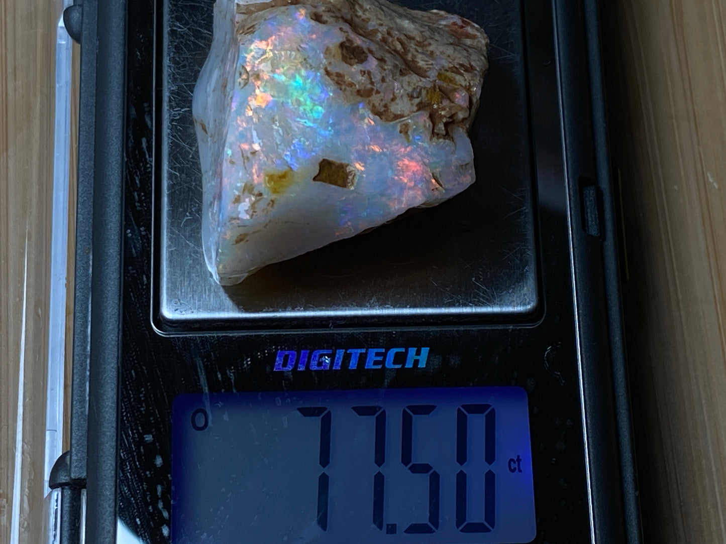 0.5oz, 75Cts, Coober Pedy Brilliant Crystal Opal Stone, AAA Quality, In The Rough, One Of The Best I Have Ever Seen.