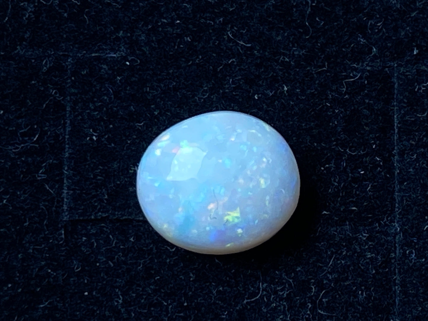 2.8 Carats Natural Australian Solid Polished Opal Stone, White, Coober Pedy, Full Rainbow