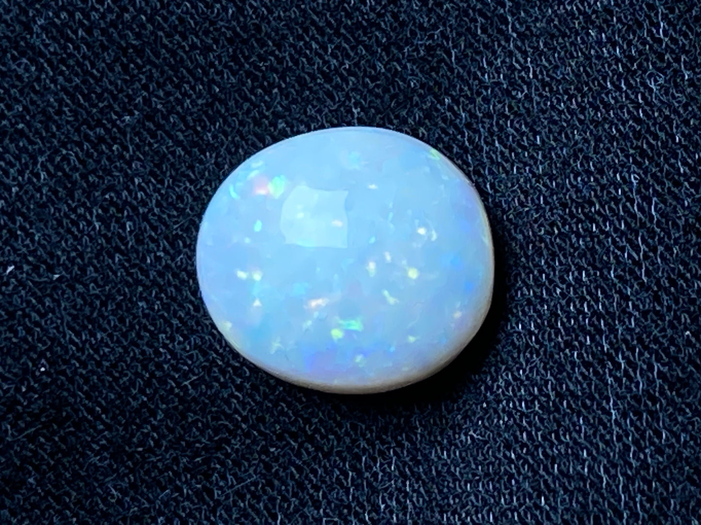 2.8 Carats Natural Australian Solid Polished Opal Stone, White, Coober Pedy, Full Rainbow