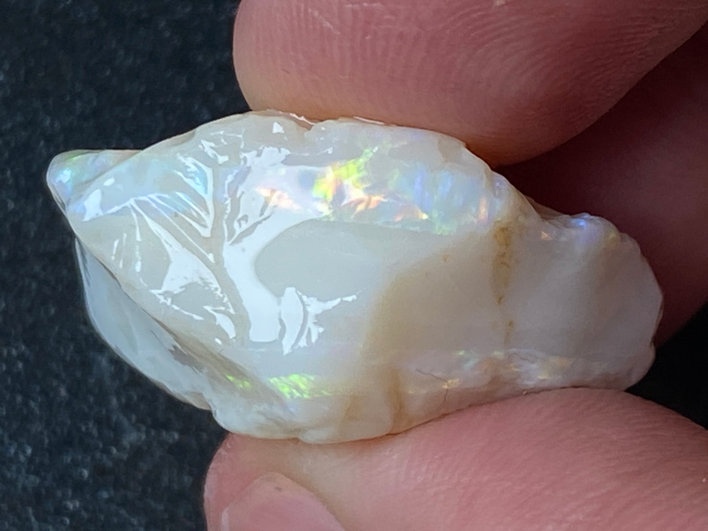 39 Carats Natural Australian Opal Stone, White Coober Pedy In The Rough,