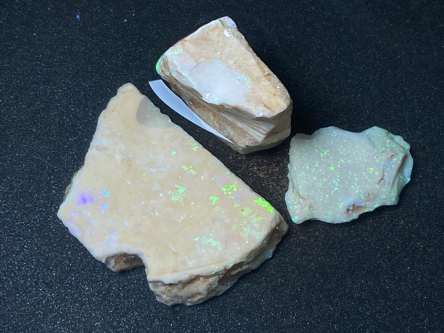 0.6 Andamooka Matrix Opal Parcel, In The Rough, Great Colours Awesome Value.