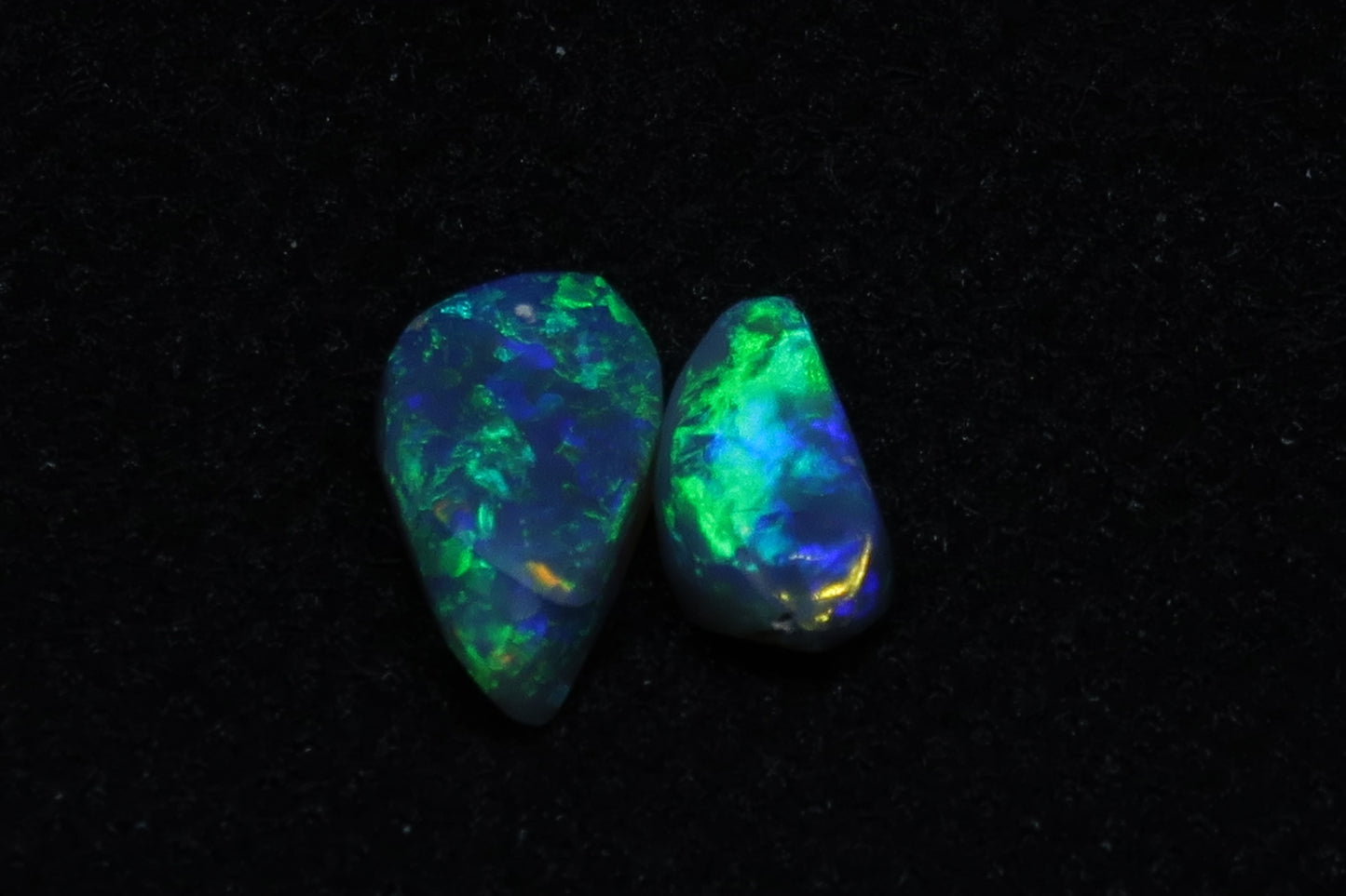 4.25 Cts Australian Polished Black Opals, 2 Stone Parcel, From Lightning Ridge - Australian Opal Store